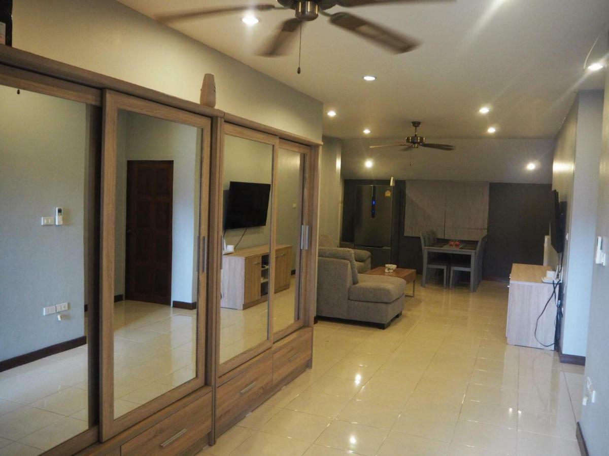 Beautiful 3 Bedroom Garden Villa Chalong Exterior foto